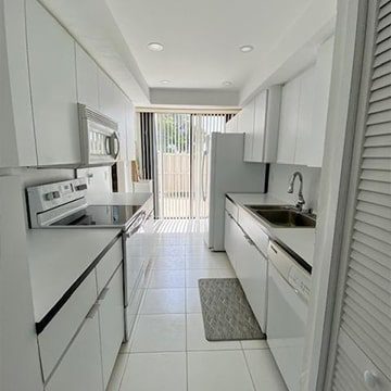 609 Bridgewood Drive, Boca Raton, FL 33434 Boca West Residences