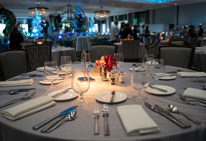 fine dining table at boca west