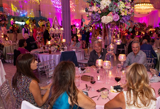 Boca West members enjoying party